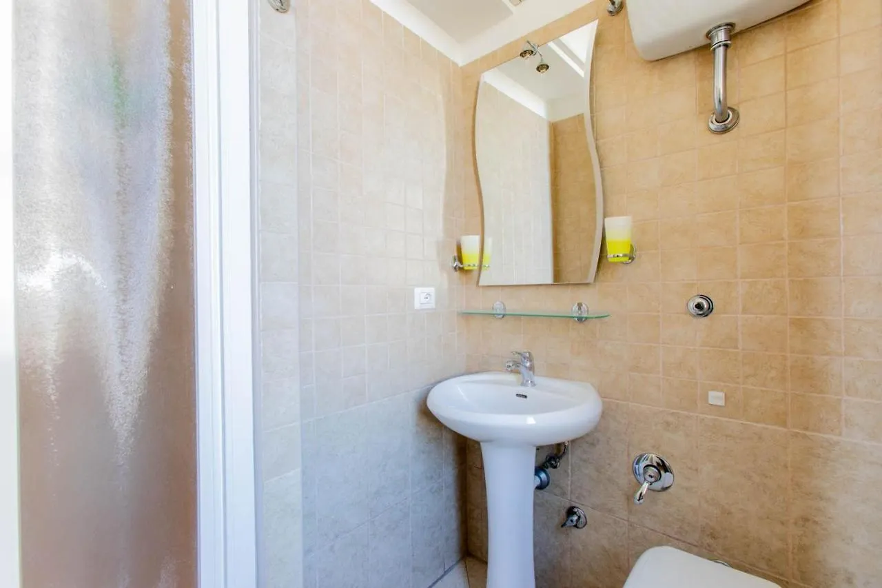 Flower Guesthouse Ρώμη