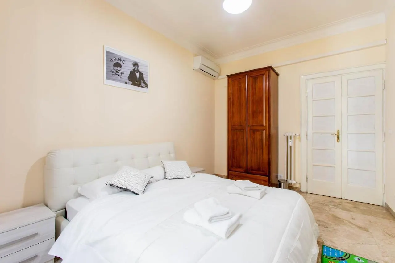 Flower Guesthouse Ρώμη