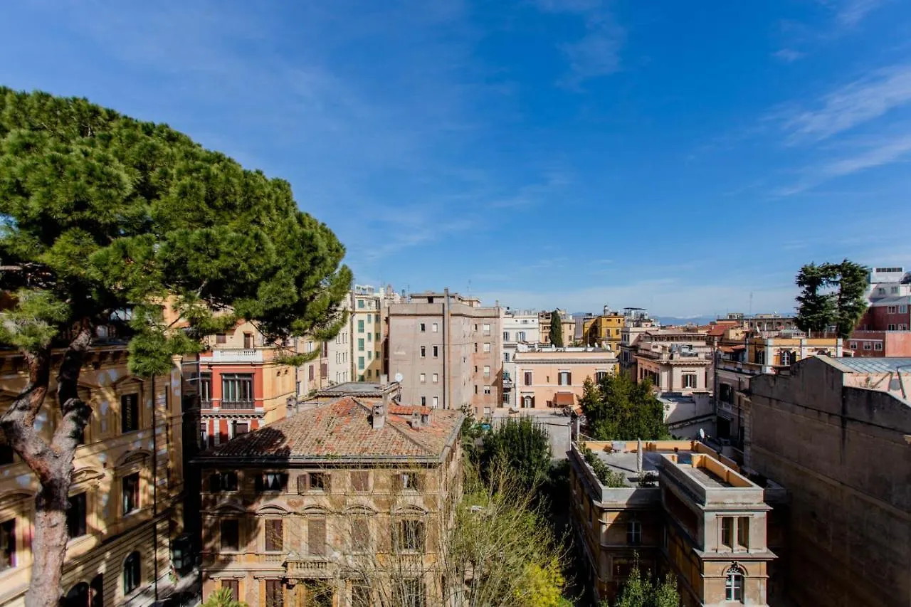 Flower Guesthouse Rom Pensionat